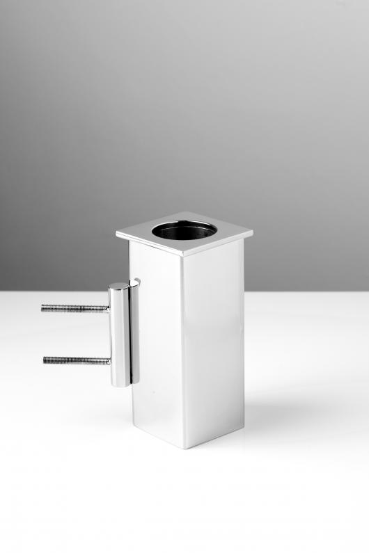 U01
